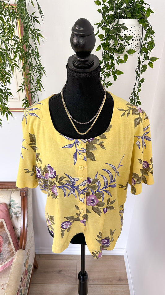 Pale yellow t-shirt with purple flowers - large