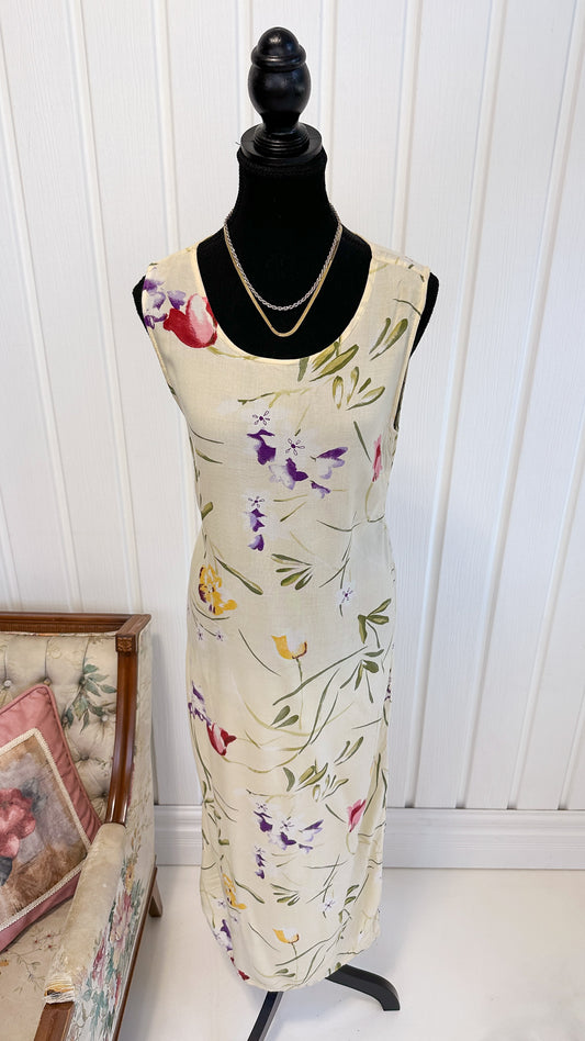 Beige floral dress - medium