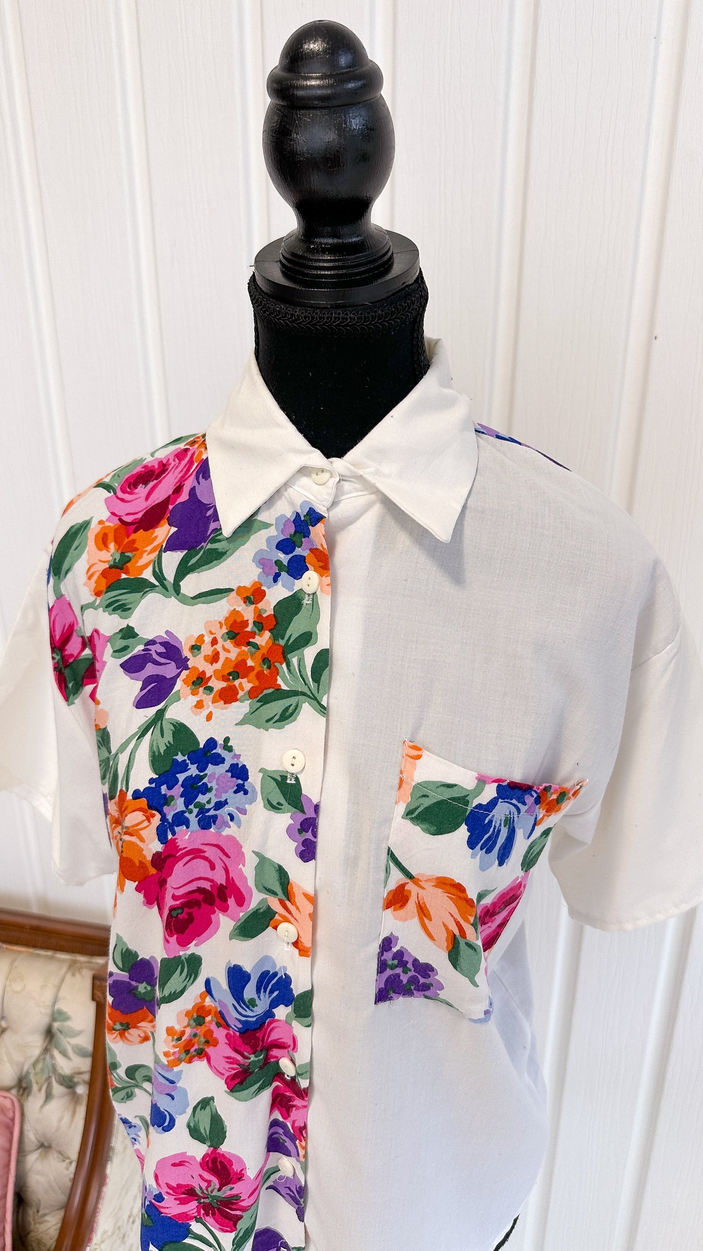 White floral blouse - small