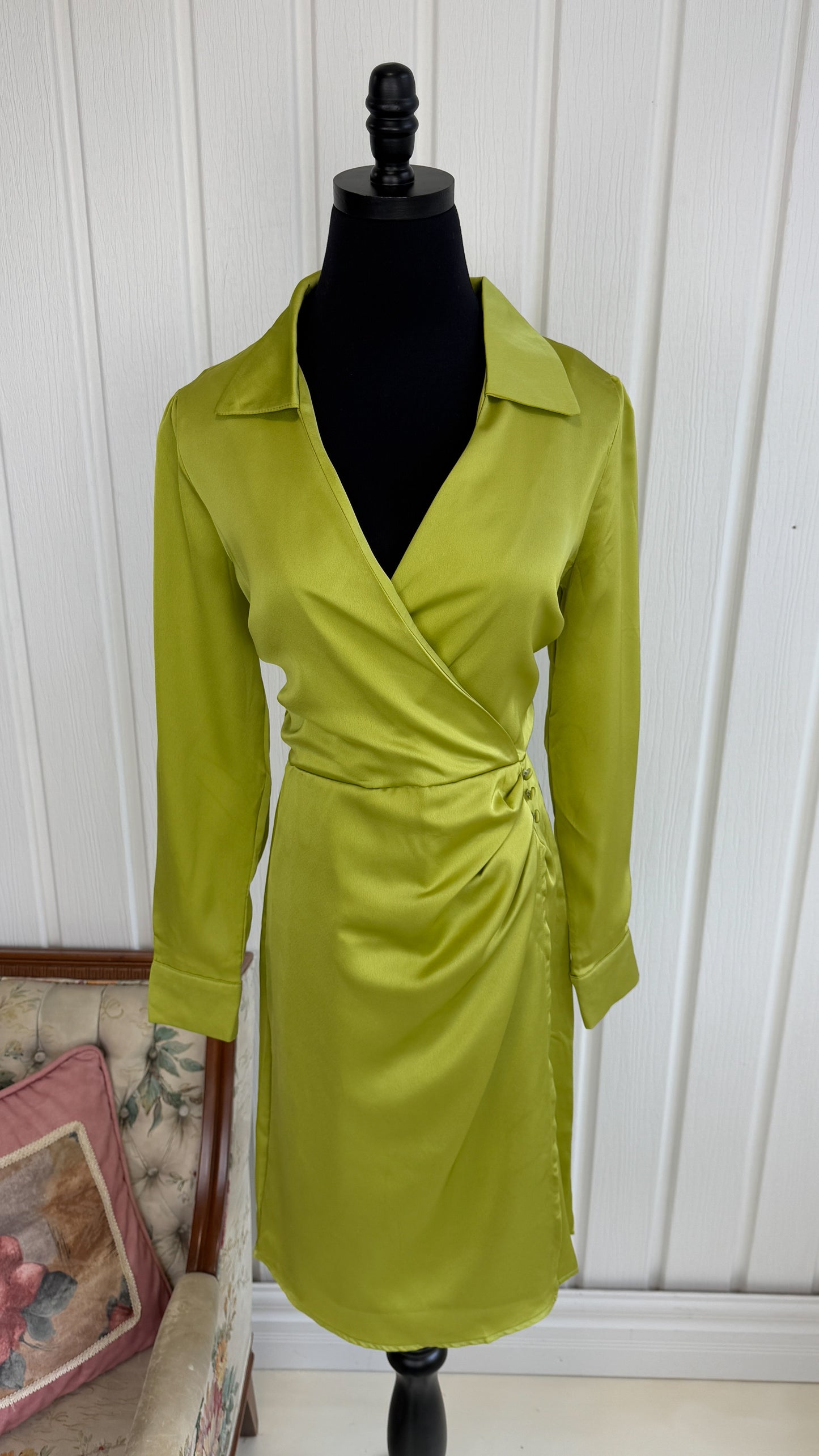 Robe verte satiné- medium