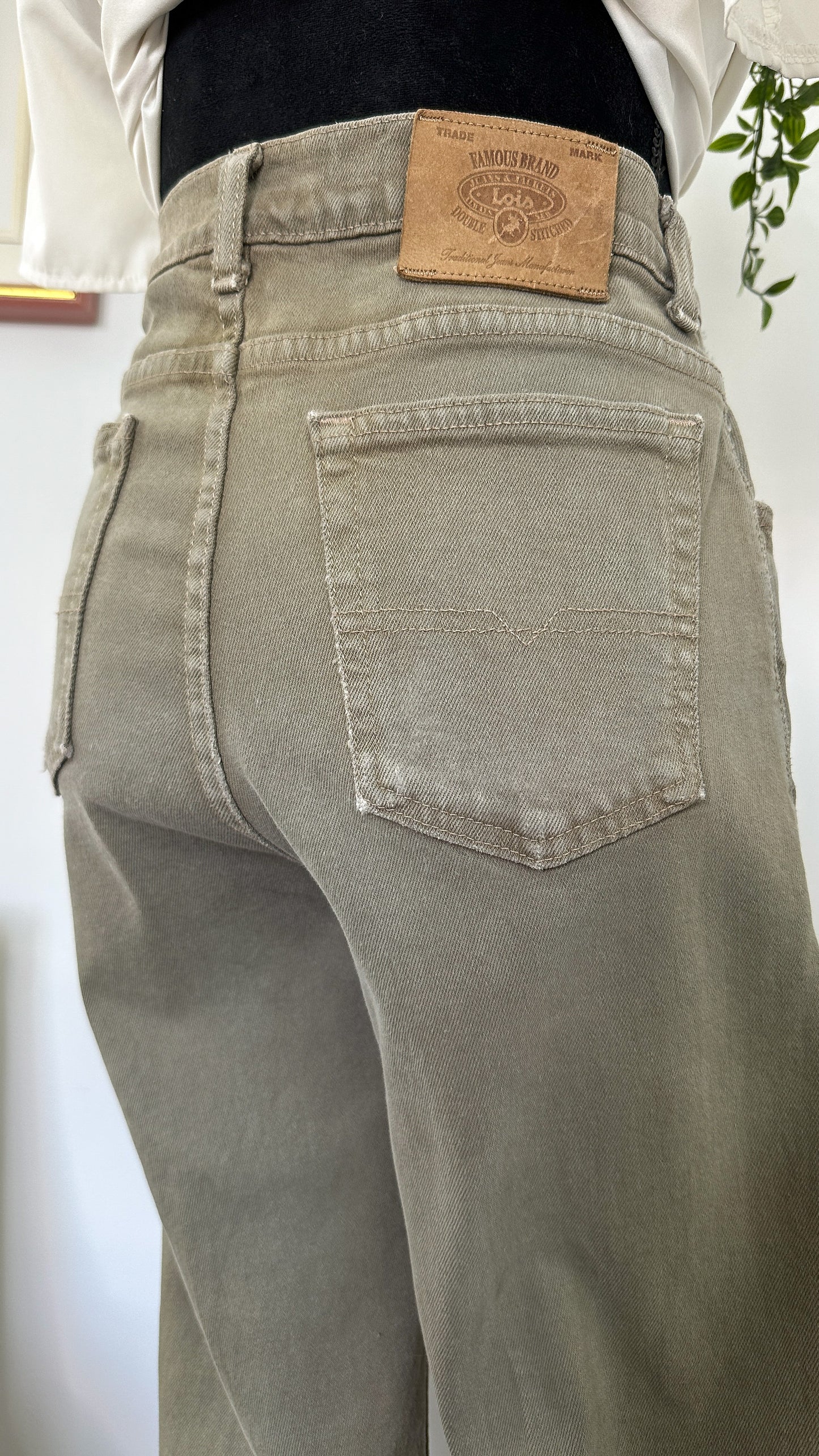 Jeans baggy gris/vert Lois - large – Friperie Marie-Antoinette