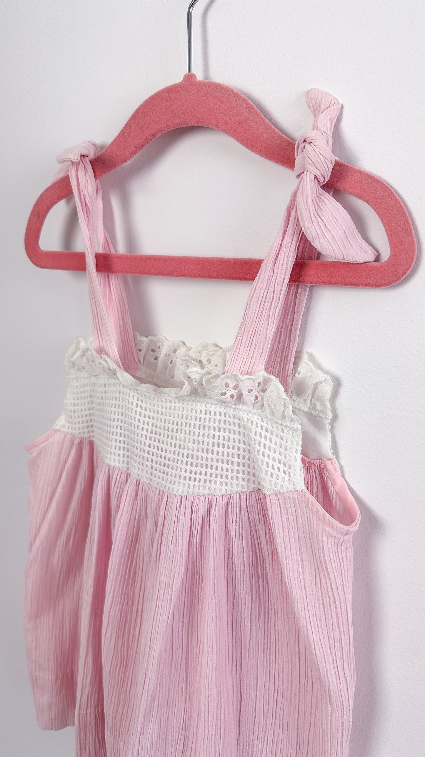 Enfant - robe rose à dentelle- 3