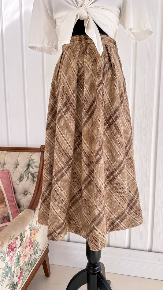 Beige wool flared skirt - small