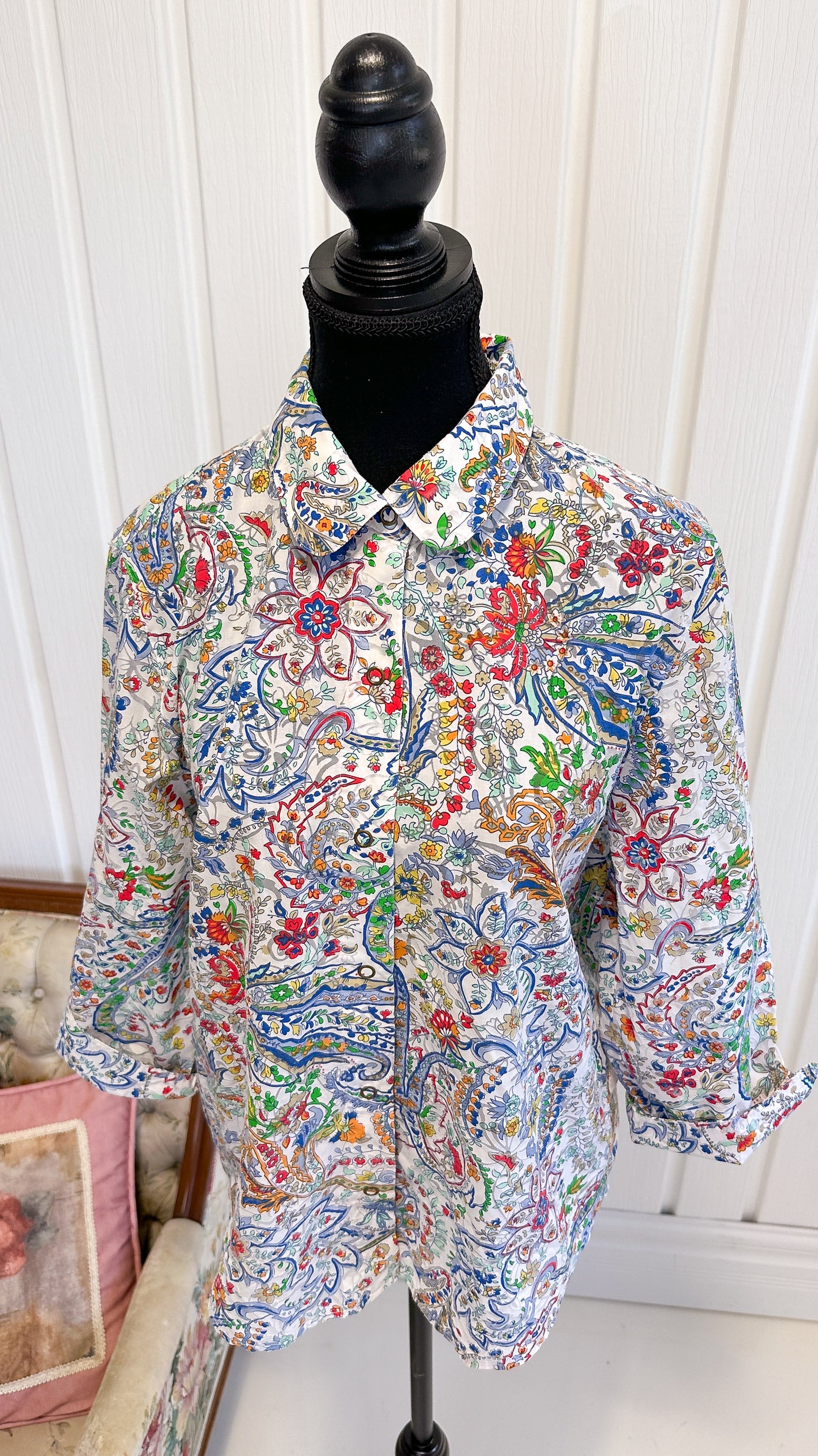 White blouse with multicolored flowers - large