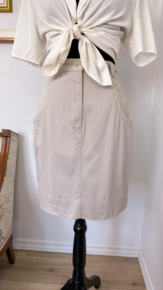 Short beige skirt - small