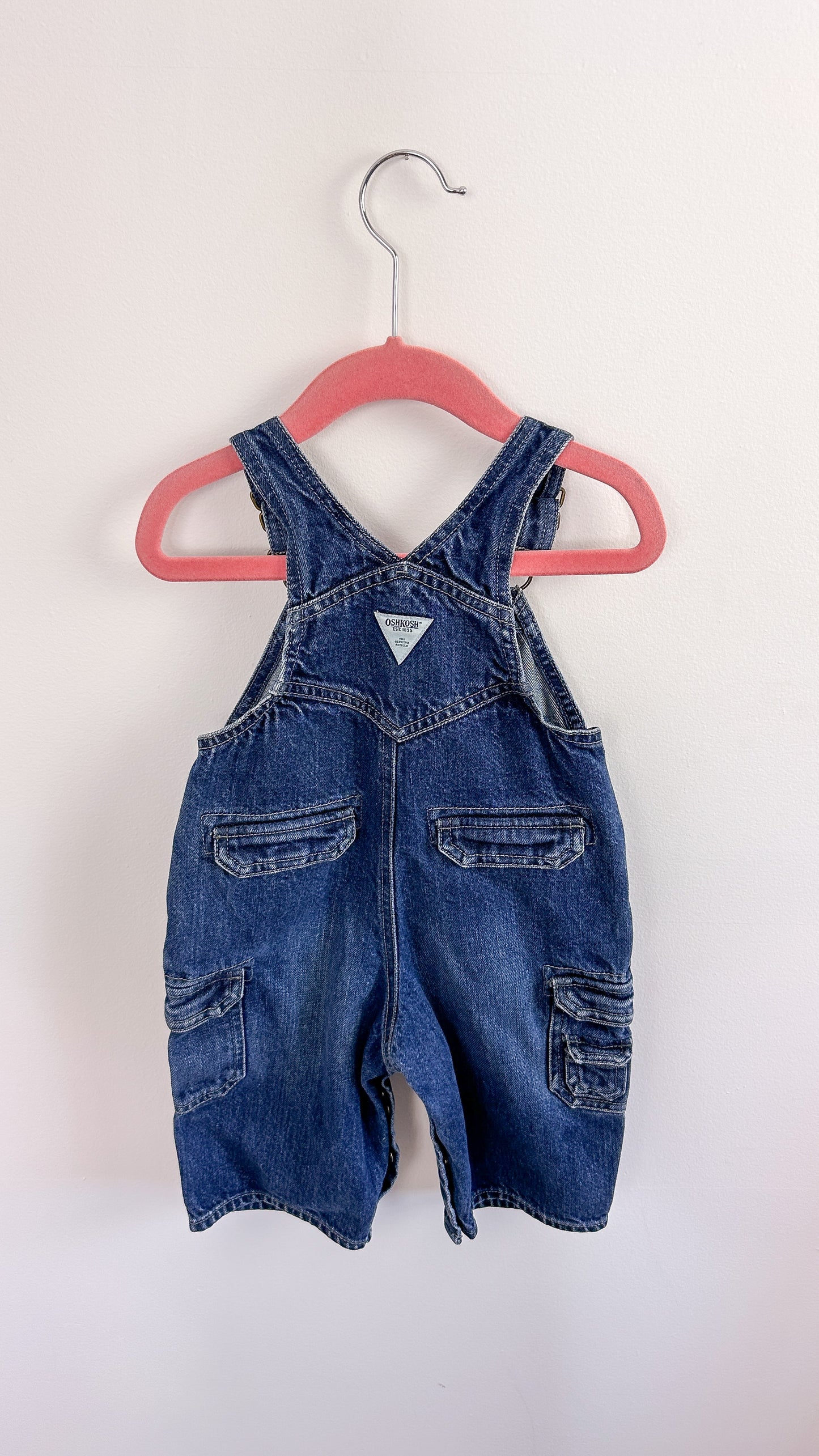 Child - Oshkosh overalls in jeans - 12m