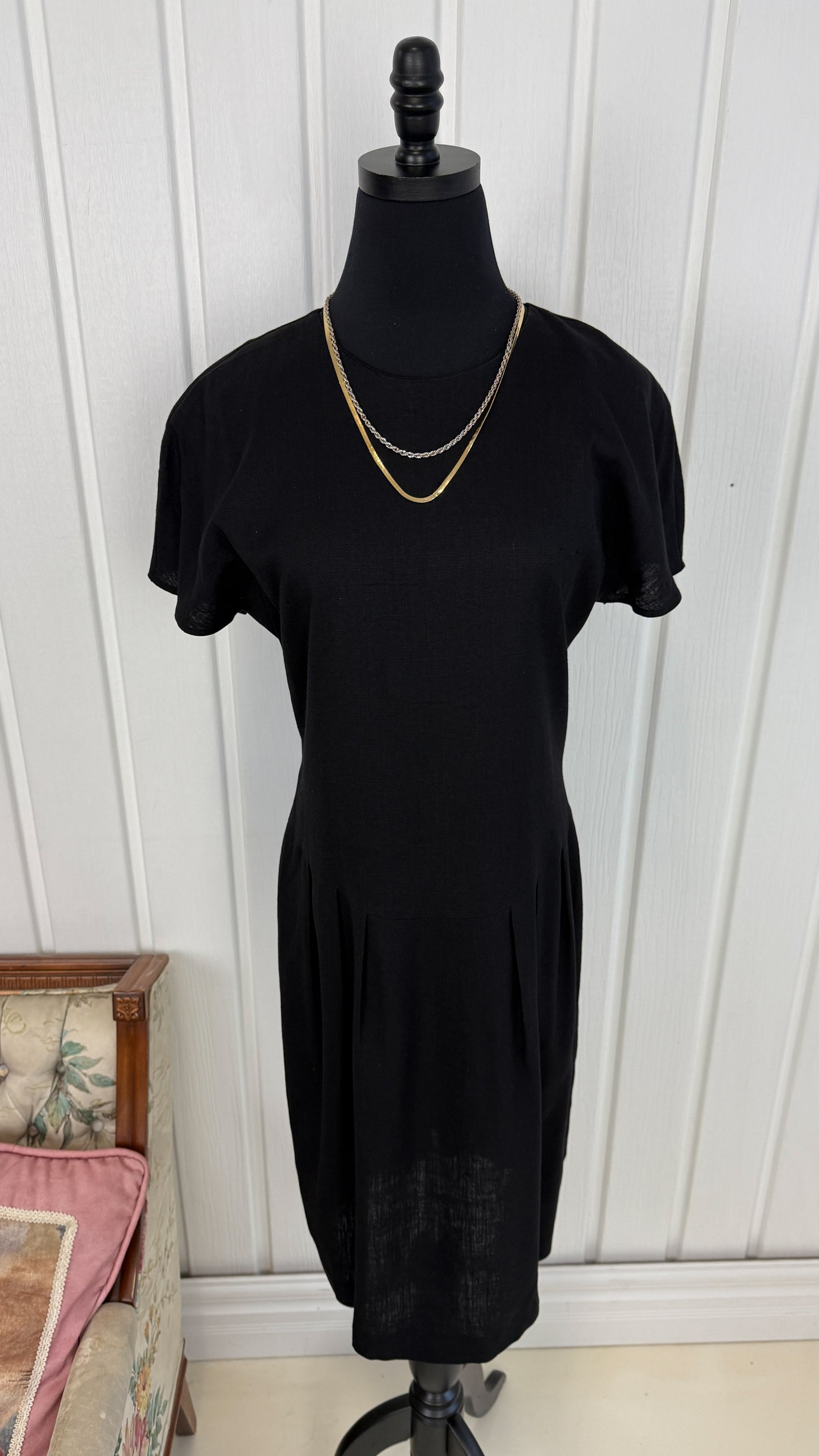 Robe noire boucles au dos- medium