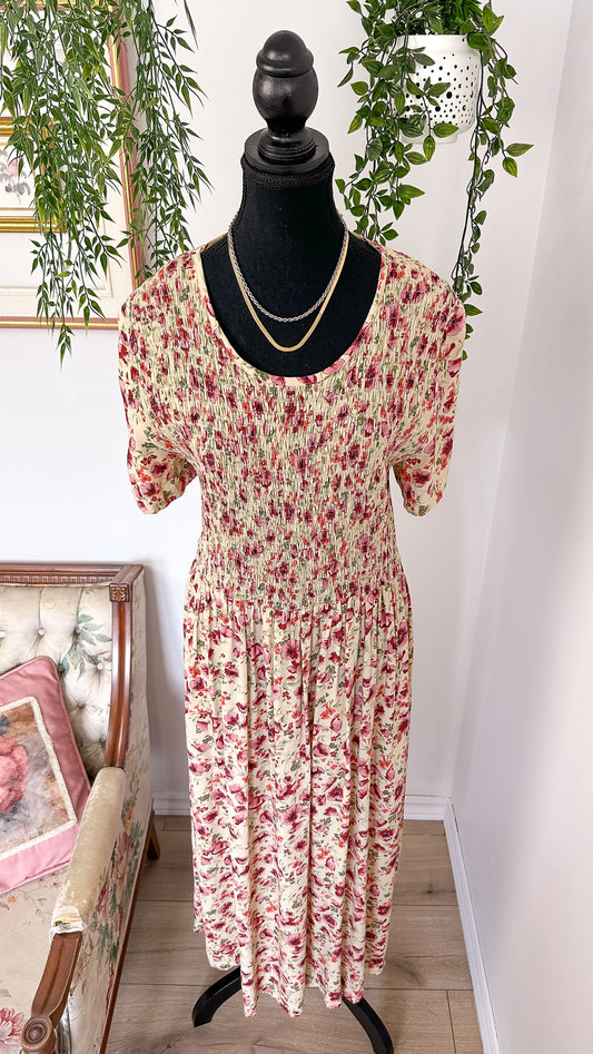 Robe beige et rose - large