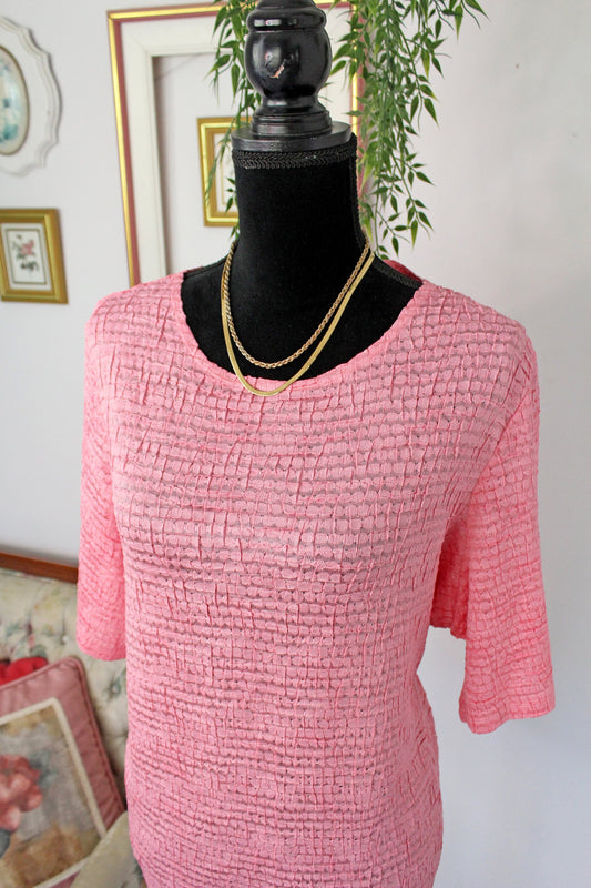 Textured pink t-shirt - x-large