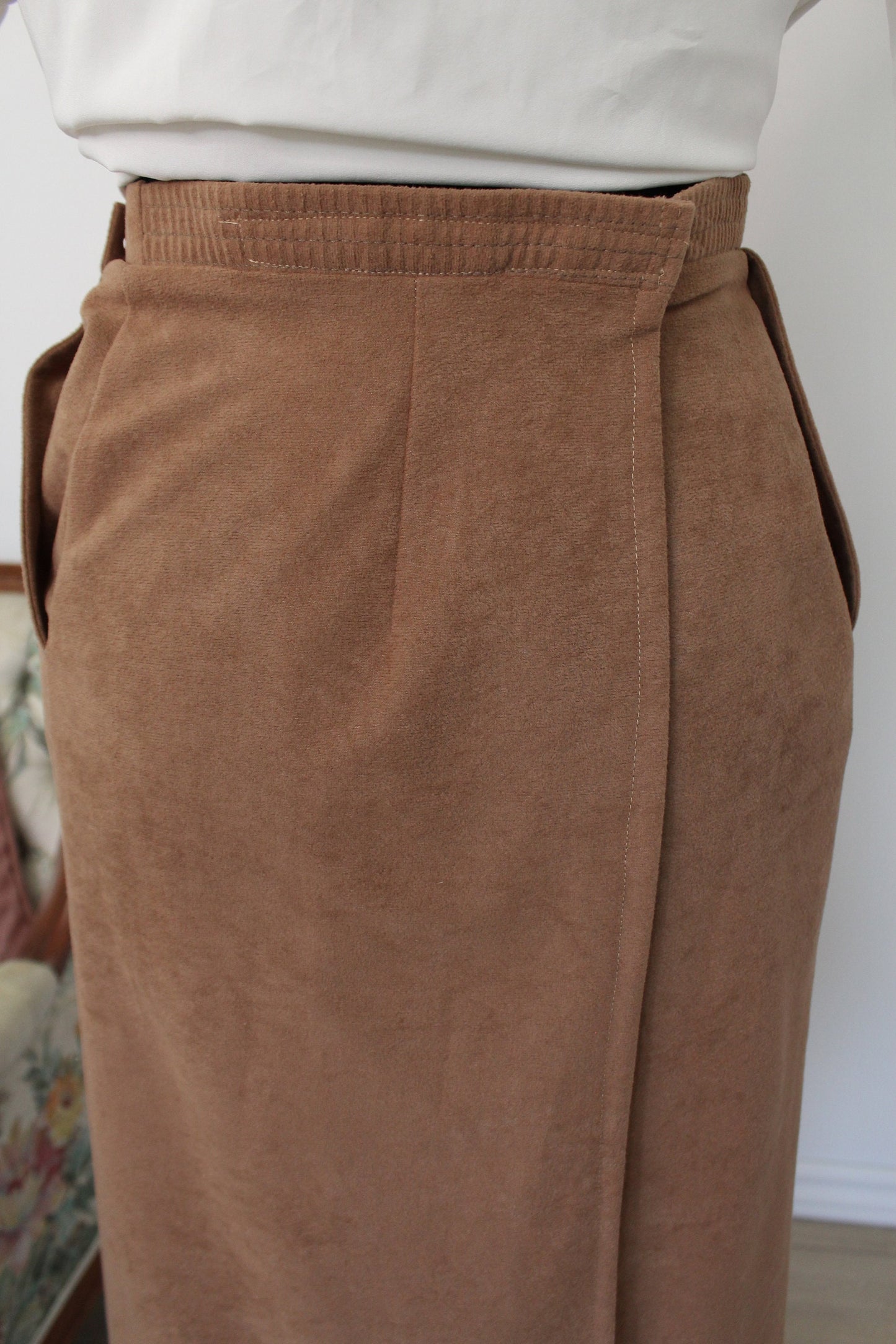 Brown faux suede skirt - small