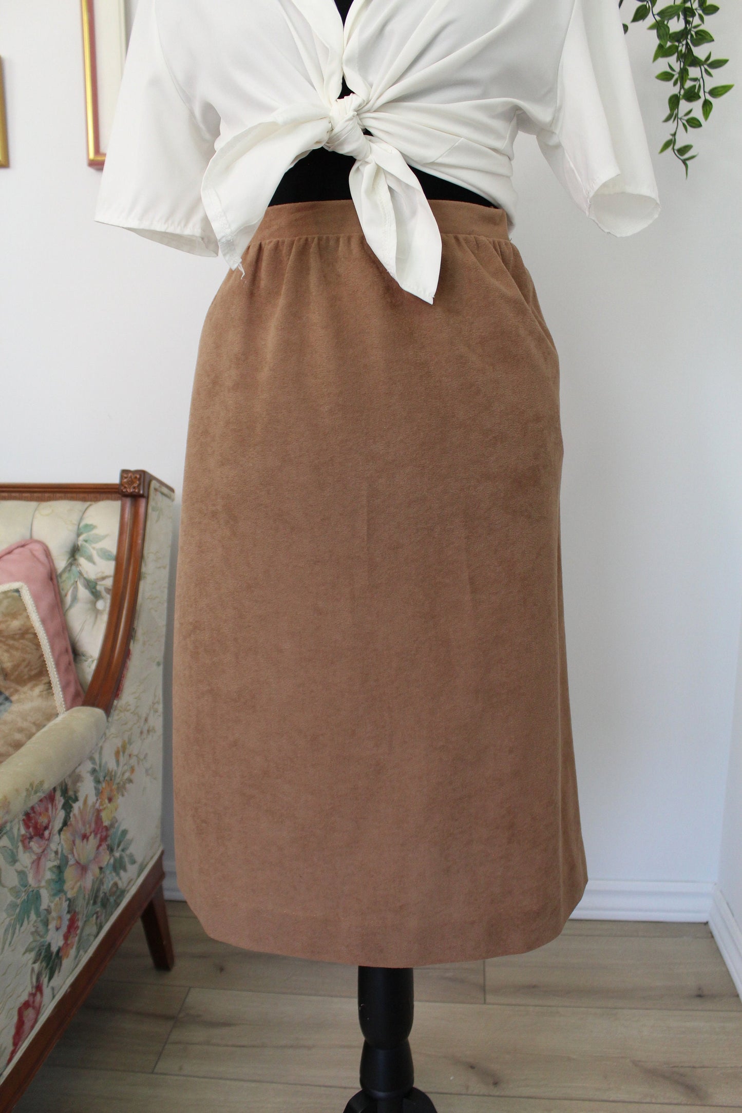 Brown faux suede skirt - small