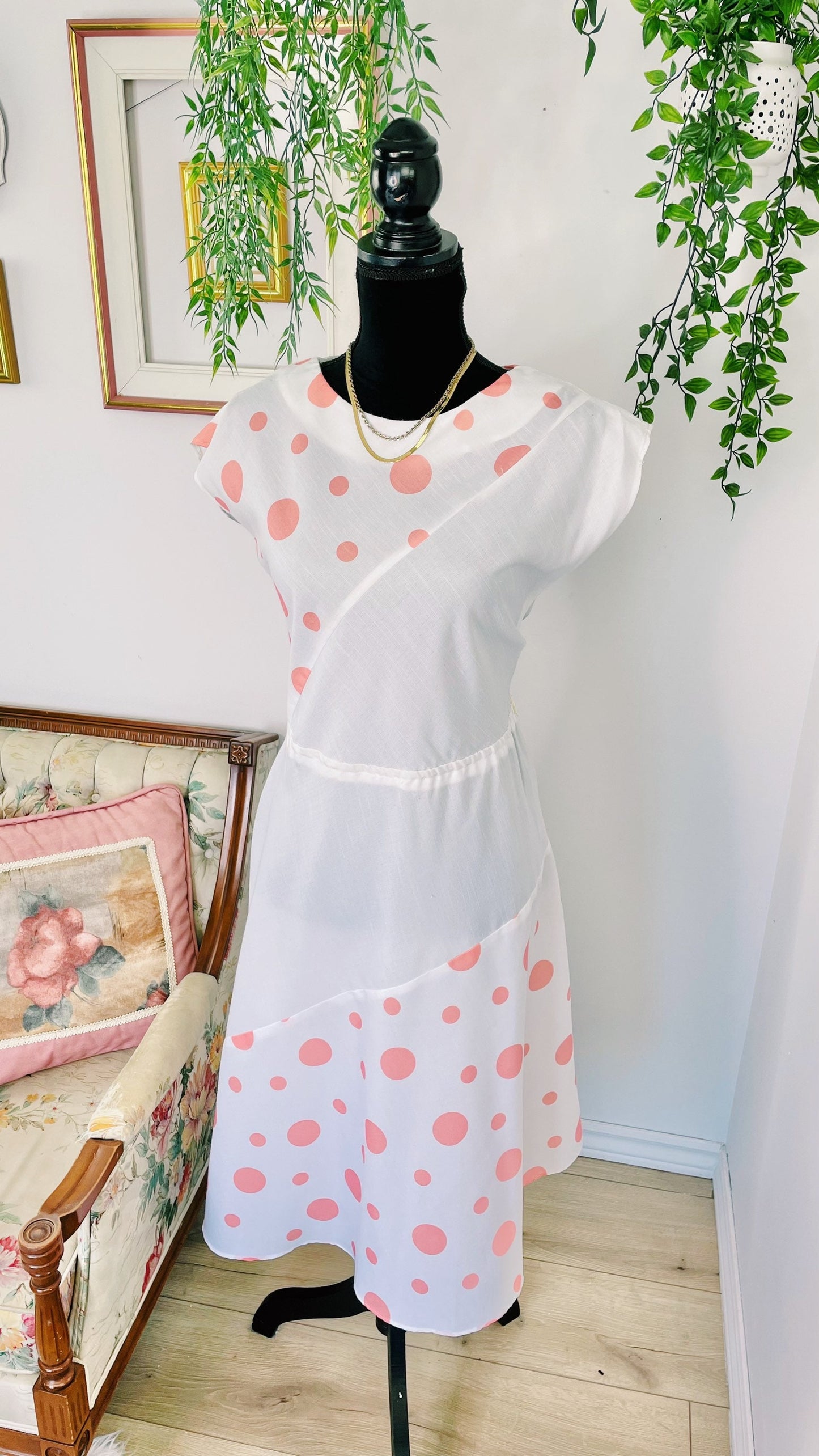 Robe blanche à pois rose- medium