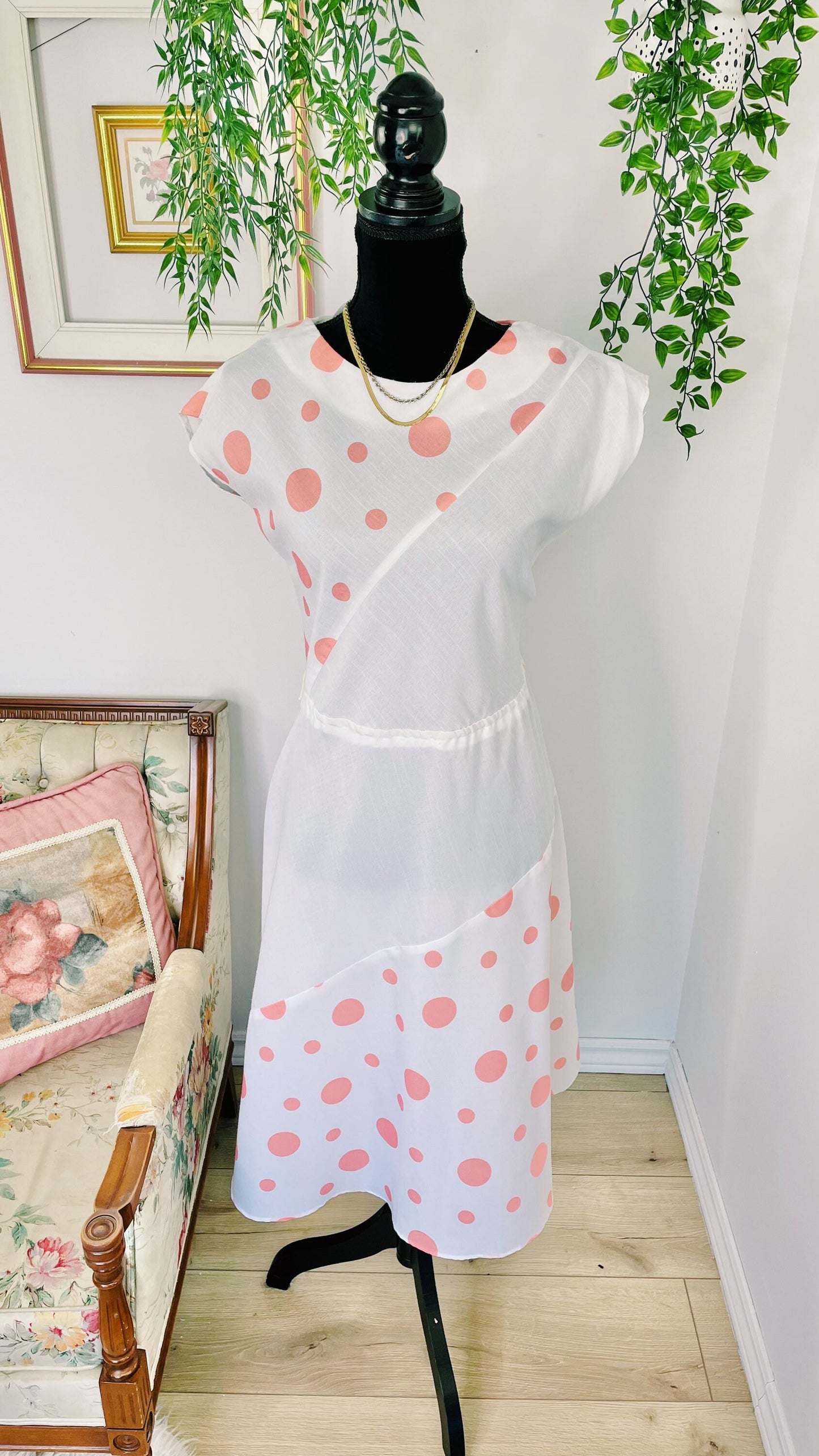 Robe blanche à pois rose- medium