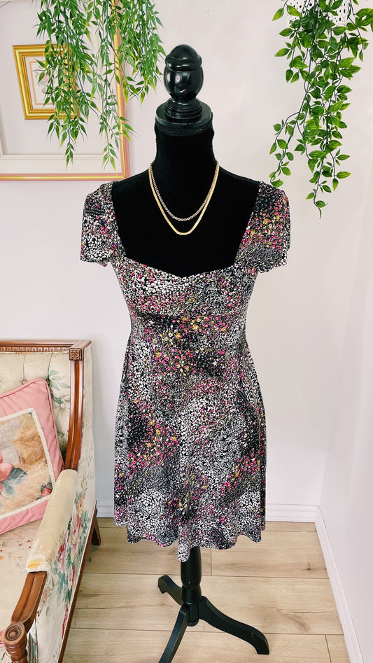 Black mini dress with white, pink and yellow flowers - medium